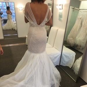 Vera Wang Couture wedding gown.NWOT